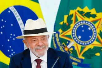 Lula busca reeleição em 2026 — desafios e estratégia do presidente para outubro
