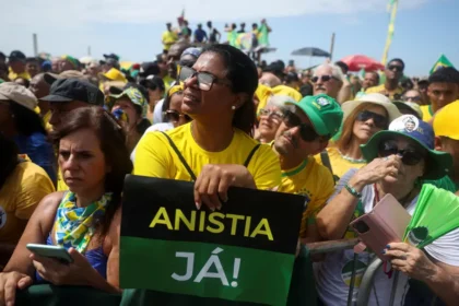 PEC da Anistia — debate no Congresso Nacional após suspensão da Lei da Dosimetria