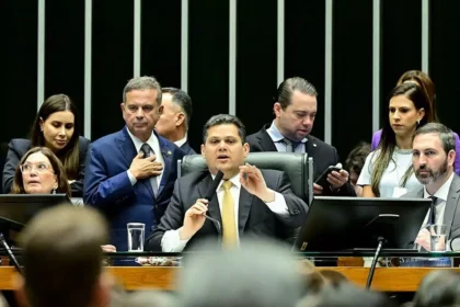 Presidente do Senado, Davi Alcolumbre durante votação (Geraldo Magela/Agência Senado)... veja mais em https://www.campograndenews.com.br/politica/congresso-derruba-veto-ao-pl-da-dosimetria-com-apoio-da-bancada-de-ms